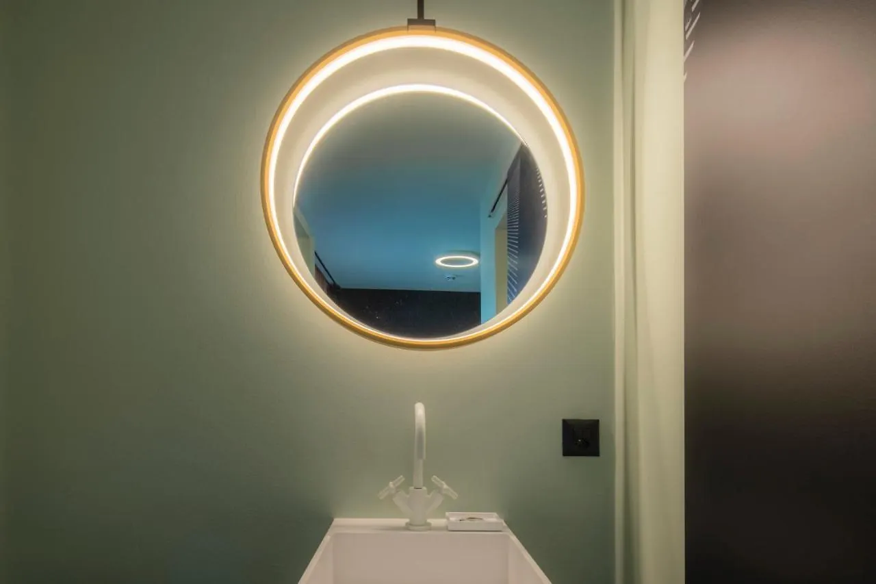 Bloom Boutique Hotel & Lounge Bazel 0*,  Zwitserland